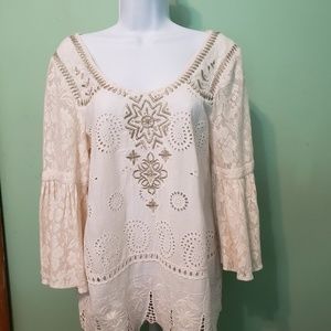 Long sleeve lace top